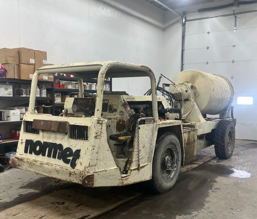 Normet A-64 - Camion malaxeur: photos 2 Normet A-64 - Camion malaxeur: photos 2