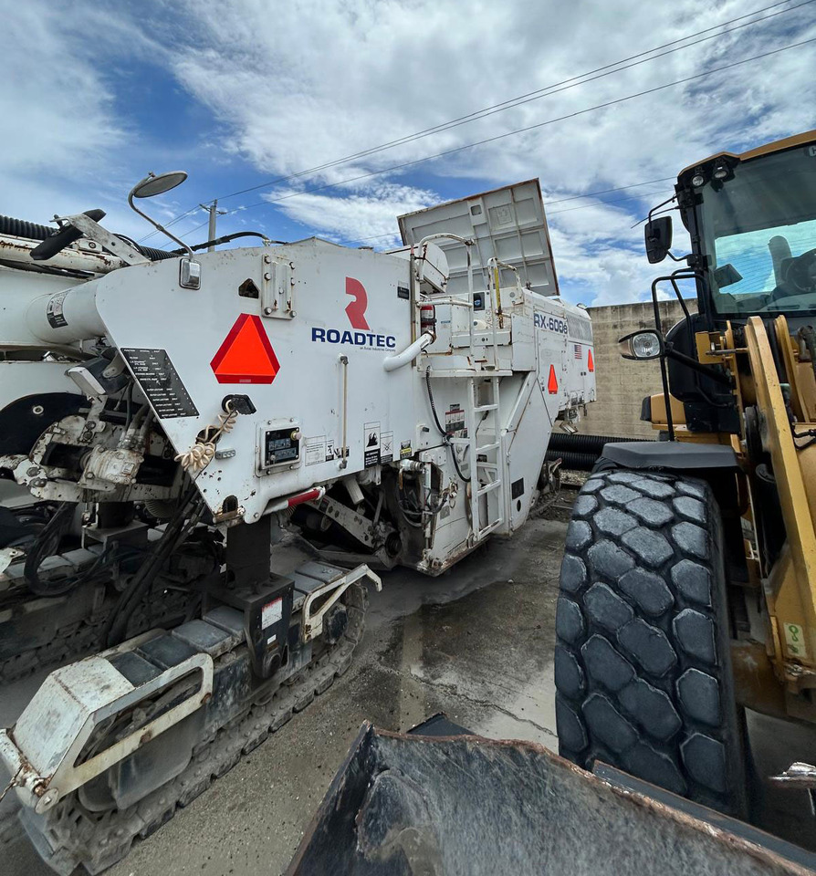 Roadtec RX-600E - Fraiseuse à froid: photos 4 Roadtec RX-600E - Fraiseuse à froid: photos 4