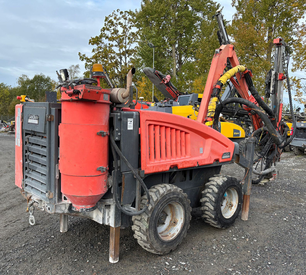 Sandvik Commando DC125R - Foreuse: photos 5 Sandvik Commando DC125R - Foreuse: photos 5