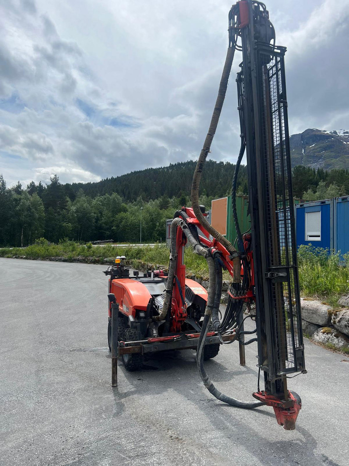 Sandvik Commando DC130Ri - Foreuse: photos 4 Sandvik Commando DC130Ri - Foreuse: photos 4