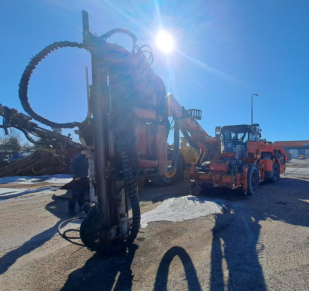 Sandvik DS511-C - Aléseuse directionnelle: photos 3 Sandvik DS511-C - Aléseuse directionnelle: photos 3