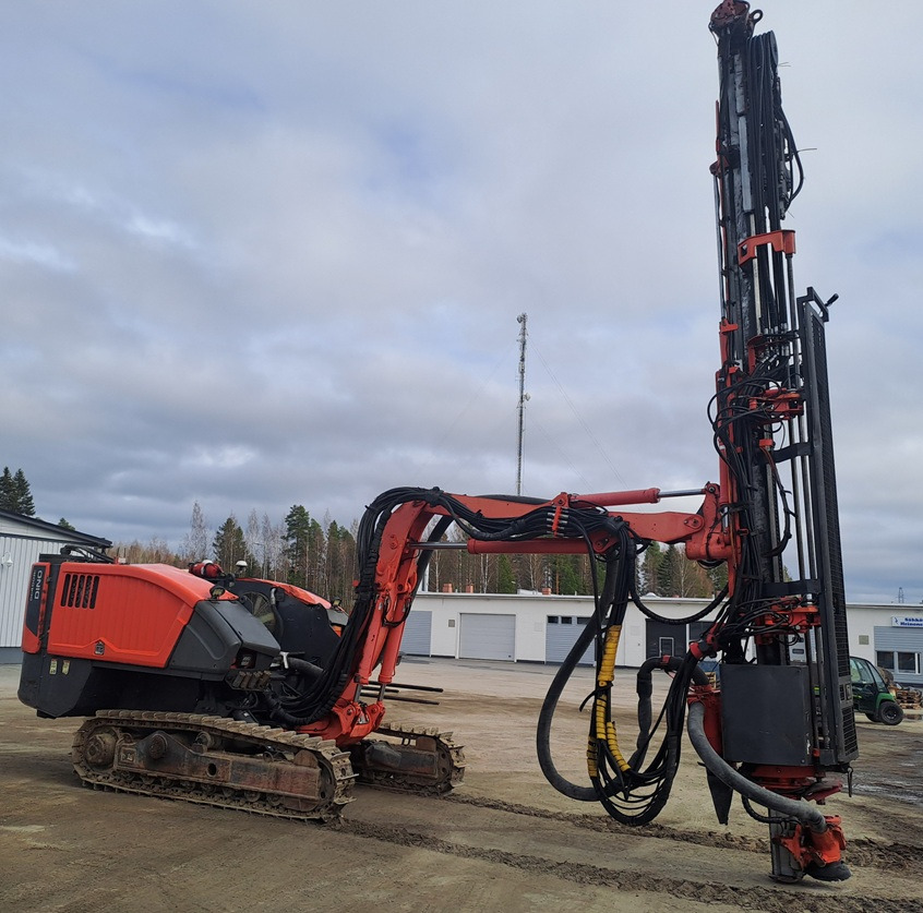 Sandvik Dino DC400Ri - Foreuse: photos 3 Sandvik Dino DC400Ri - Foreuse: photos 3