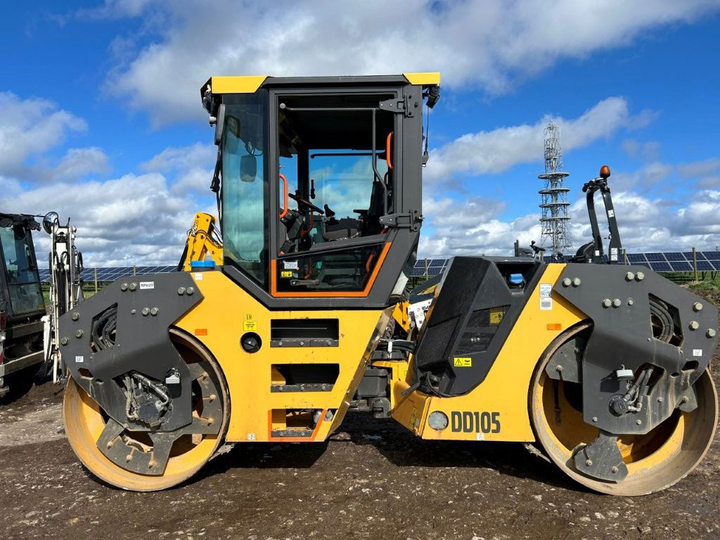 Volvo DD105 - Compacteur: photos 1 Volvo DD105 - Compacteur: photos 1