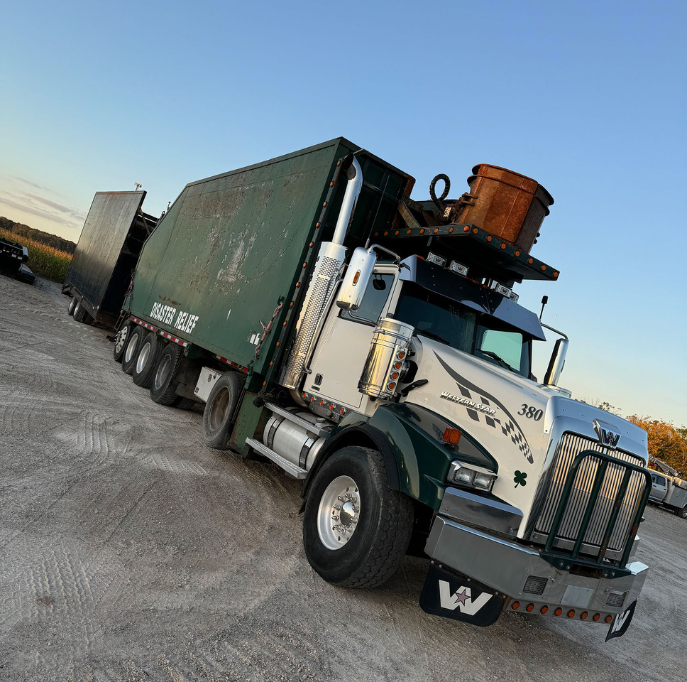 Western Star W4900 SB - Benne à ordures ménagères: photos 5 Western Star W4900 SB - Benne à ordures ménagères: photos 5