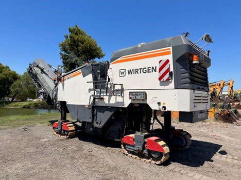 Wirtgen W 150 CFI - Fraiseuse à froid: photos 1 Wirtgen W 150 CFI - Fraiseuse à froid: photos 1