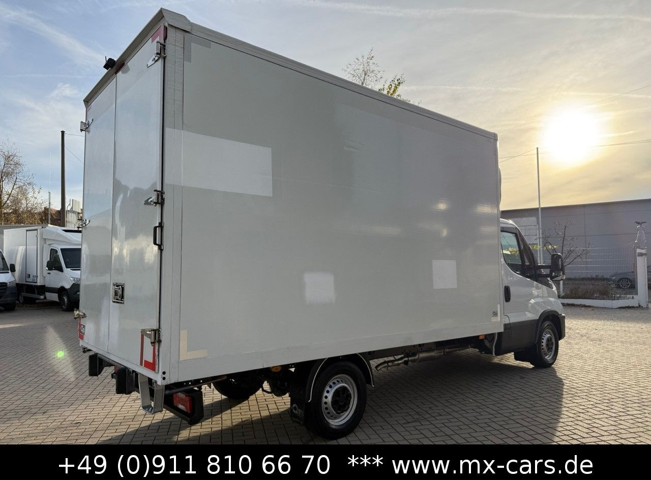 Iveco Daily 35s14 Möbel Maxi 4,33 l / 2,45 hoch 23 m³ - Fourgon grand volume: photos 5 Iveco Daily 35s14 Möbel Maxi 4,33 l / 2,45 hoch 23 m³ - Fourgon grand volume: photos 5
