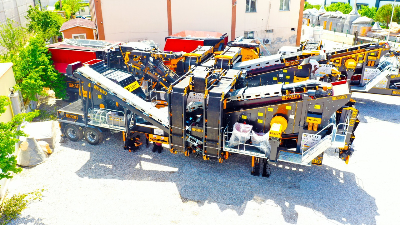 FABO Mobile jaw crusher - Concasseur à mâchoires: photos 1 FABO Mobile jaw crusher - Concasseur à mâchoires: photos 1