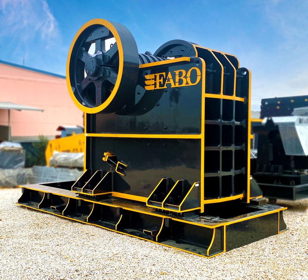 FABO jaw crusher - Concasseur à mâchoires: photos 4 FABO jaw crusher - Concasseur à mâchoires: photos 4