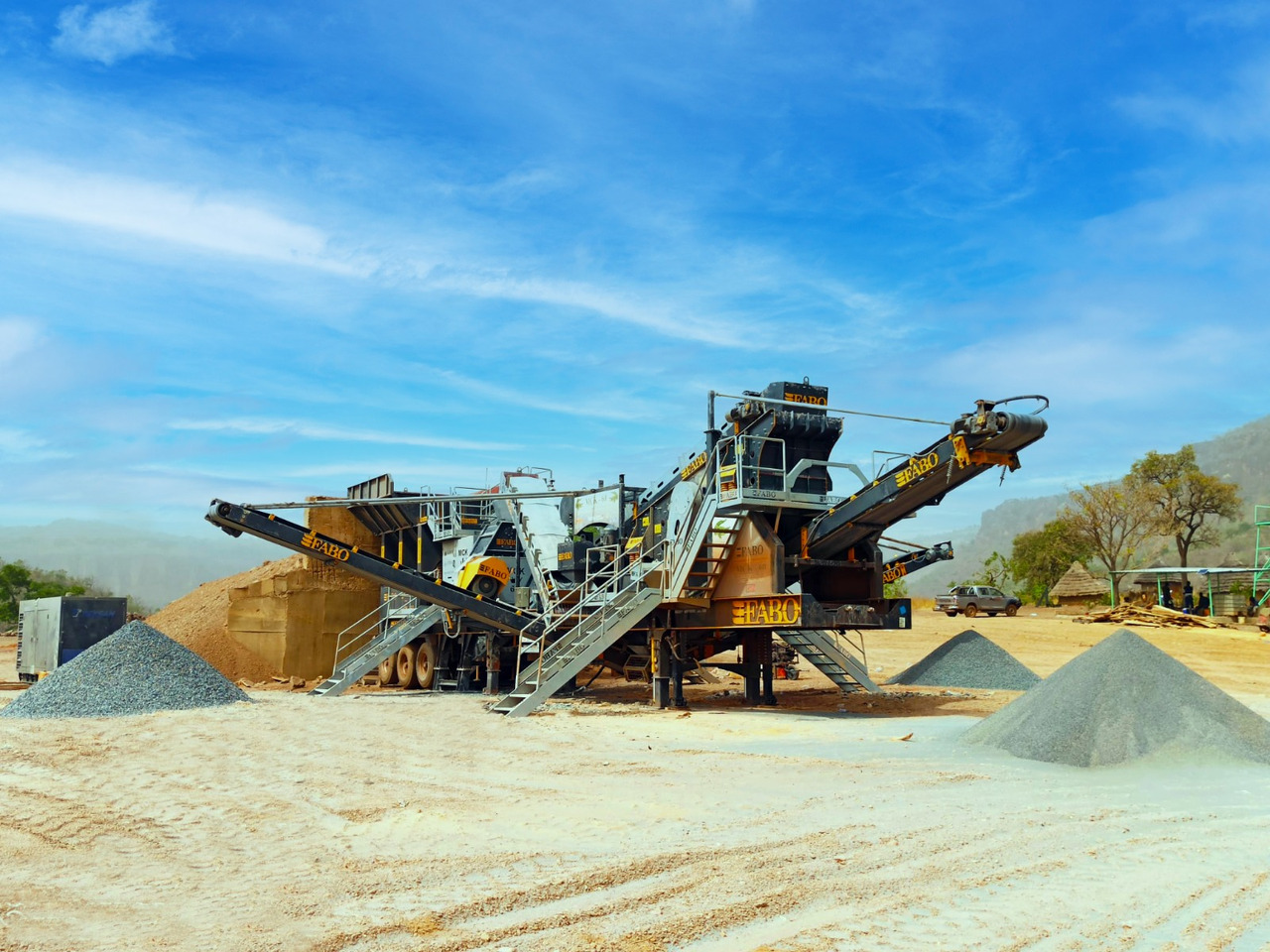 FABO mining machinery - crushing plant - Machine d'exploitation minière: photos 1 FABO mining machinery - crushing plant - Machine d'exploitation minière: photos 1
