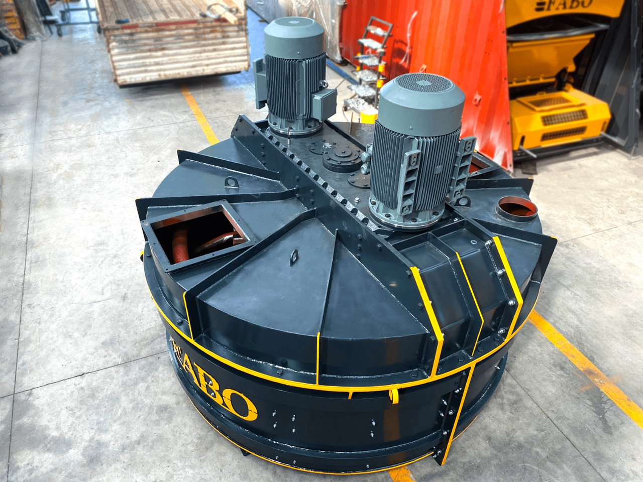 FABO twin shaft mixer - Bétonnière: photos 3 FABO twin shaft mixer - Bétonnière: photos 3