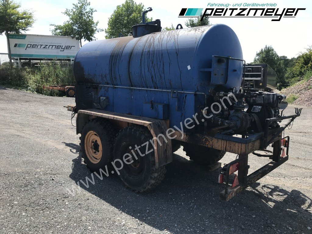 BATHE TANDEMANHÄNGER Bitum / Teerkocher 3,5 m³ Hatz Diesel-Motor 1 B 40 - Répandeuse: photos 2 BATHE TANDEMANHÄNGER Bitum / Teerkocher 3,5 m³ Hatz Diesel-Motor 1 B 40 - Répandeuse: photos 2