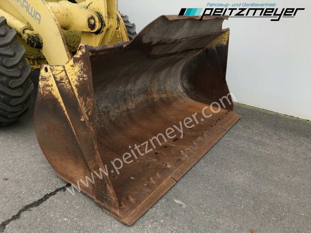 FURUKAWA RADLADER 325 Klima - Chargeuse sur pneus: photos 5 FURUKAWA RADLADER 325 Klima - Chargeuse sur pneus: photos 5