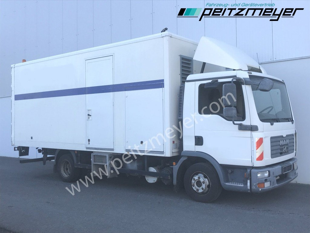 MAN TGL 8.180 BB Koffer mit Seitentür - Camion fourgon: photos 2 MAN TGL 8.180 BB Koffer mit Seitentür - Camion fourgon: photos 2