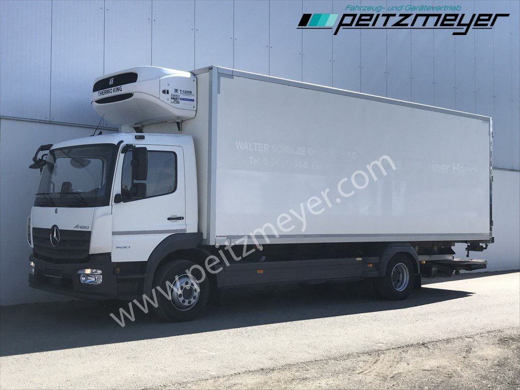 MERCEDES-BENZ Atego 1530 L Tiefkühlkoffer m. LBW, Thermoking T 1200 faltb. LBW 1,5 t., Seitentür, Trennwand - Camion frigorifique: photos 1 MERCEDES-BENZ Atego 1530 L Tiefkühlkoffer m. LBW, Thermoking T 1200 faltb. LBW 1,5 t., Seitentür, Trennwand - Camion frigorifique: photos 1