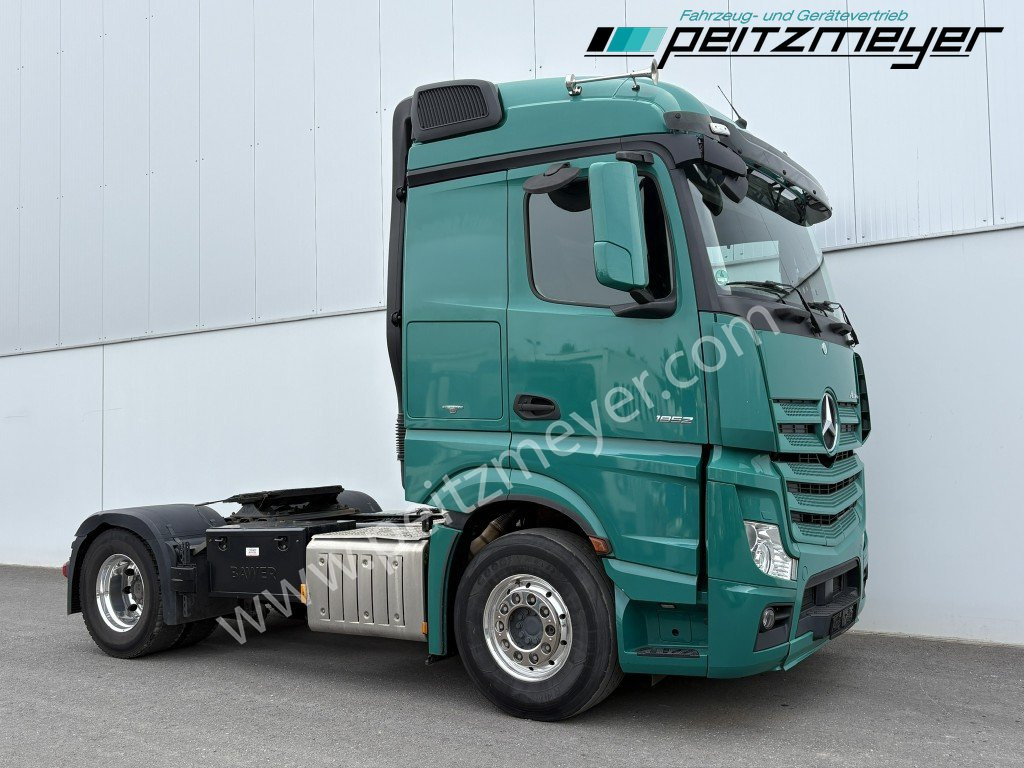 MERCEDES-BENZ Actros 1852 LS, 6 Zyl. 15,6 l Hubraum Turbocompound - Tracteur routier: photos 2 MERCEDES-BENZ Actros 1852 LS, 6 Zyl. 15,6 l Hubraum Turbocompound - Tracteur routier: photos 2
