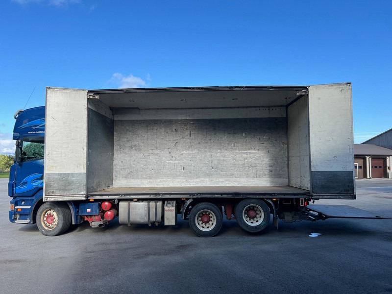Scania R620 LB6X2HNB - OPEN SIDE - Camion fourgon: photos 2 Scania R620 LB6X2HNB - OPEN SIDE - Camion fourgon: photos 2