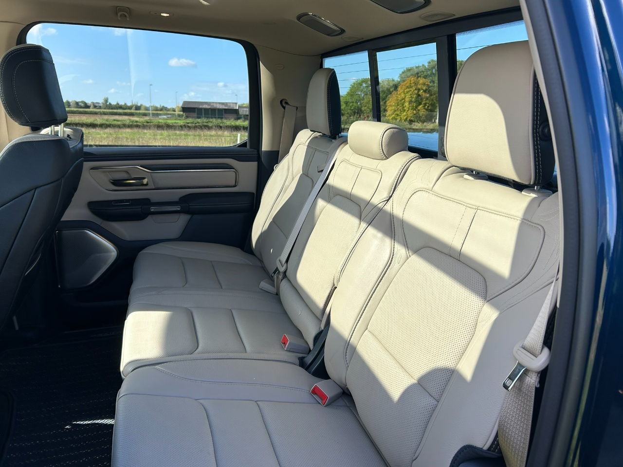 Pick-up Dodge Ram Pick Up 1500 5.7 V8 4x4 Creb Cab Limeted Hemi Etorque: photos 7