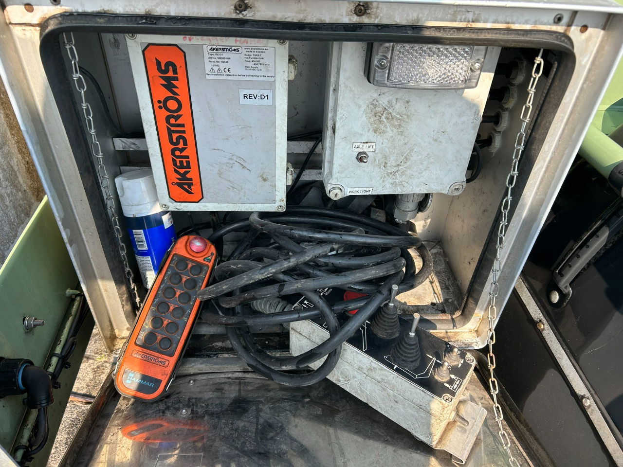 Hammar 195 HC / 20 ft, 2 x 20 ft 40 ft HC, power pack Diesel, Wireless controller 2 x, telescopic chassis - Semi-remorque porte-conteneur/ Caisse mobile: photos 5 Hammar 195 HC / 20 ft, 2 x 20 ft 40 ft HC, power pack Diesel, Wireless controller 2 x, telescopic chassis - Semi-remorque porte-conteneur/ Caisse mobile: photos 5