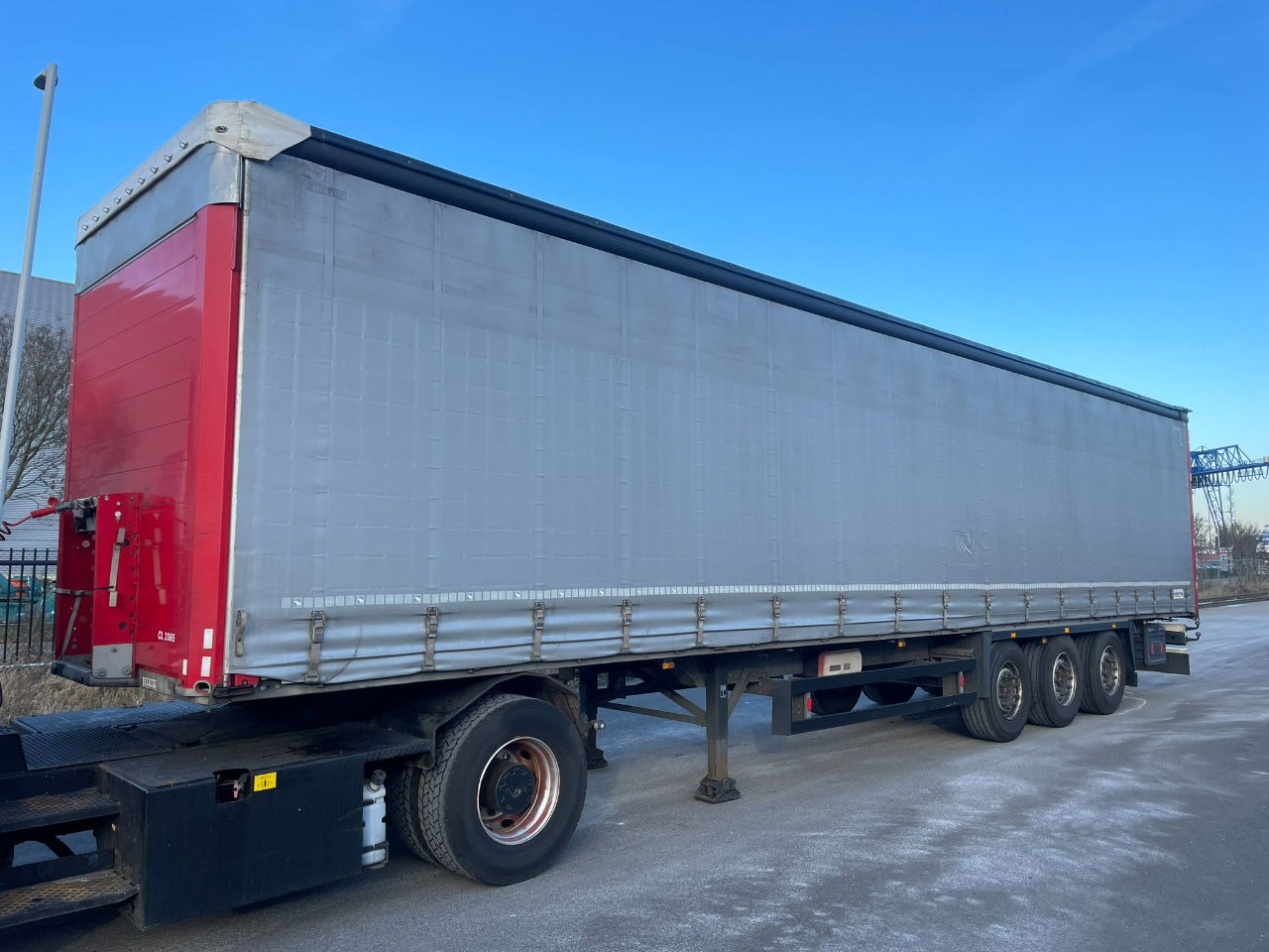 Schmitz Cargobull SCB-S3T EN 12642-XL Allu borden - disc brakes 2 x toolbox / tu - Semi-remorque rideaux coulissants: photos 2 Schmitz Cargobull SCB-S3T EN 12642-XL Allu borden - disc brakes 2 x toolbox / tu - Semi-remorque rideaux coulissants: photos 2
