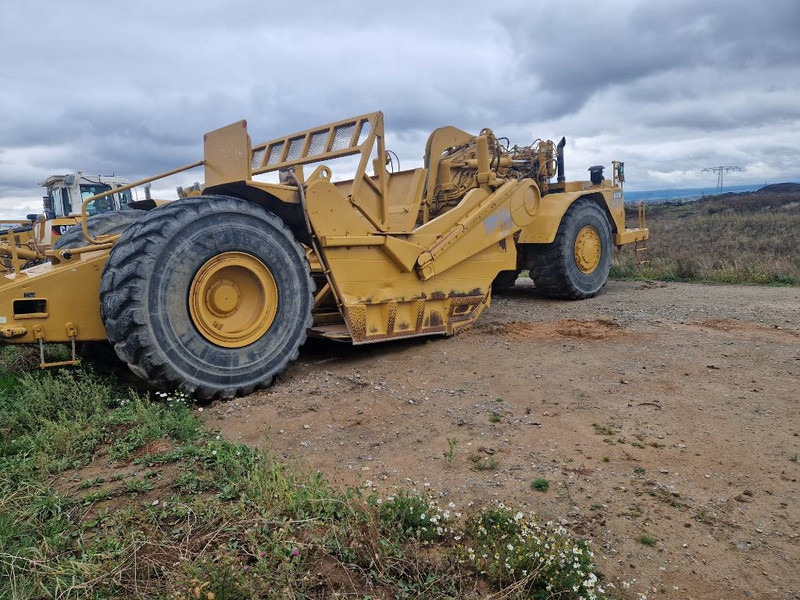 Cat 631 E (3 pieces available soon) - Décapeuse: photos 5 Cat 631 E (3 pieces available soon) - Décapeuse: photos 5