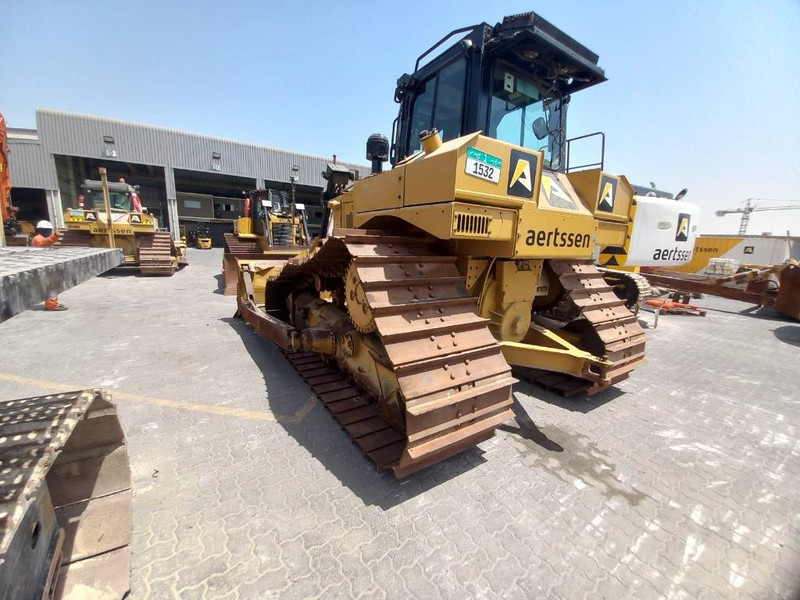 Cat D6R LGP (Abu Dhabi) - Bulldozer: photos 2 Cat D6R LGP (Abu Dhabi) - Bulldozer: photos 2