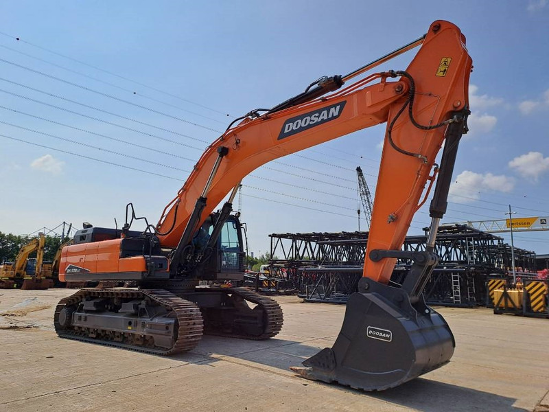 Pelle sur chenille neuf Doosan DX530LC-7M: photos 6