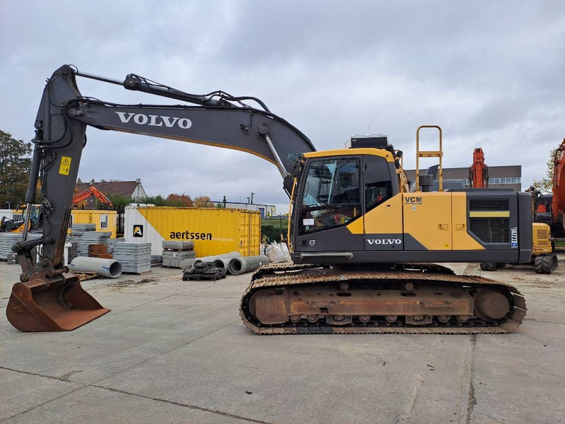 Volvo EC 220 EL (New Undercarriage) - Pelle sur chenille: photos 1 Volvo EC 220 EL (New Undercarriage) - Pelle sur chenille: photos 1