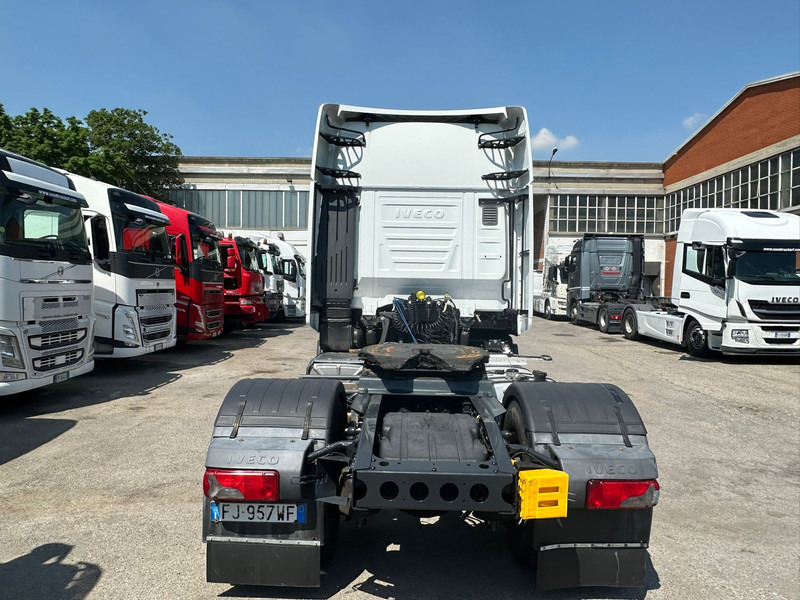 Tracteur routier Iveco Stralis 460: photos 6