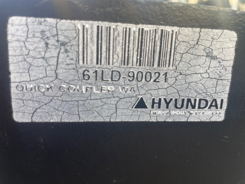 Adapter Hyundai HL757 to Volvo - Attache rapide pour Chargeuse sur pneus: photos 3 Adapter Hyundai HL757 to Volvo - Attache rapide pour Chargeuse sur pneus: photos 3