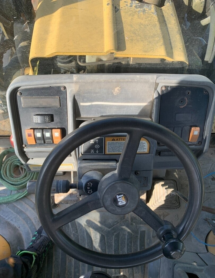 CATERPILLAR 428C - Tractopelle: photos 4 CATERPILLAR 428C - Tractopelle: photos 4