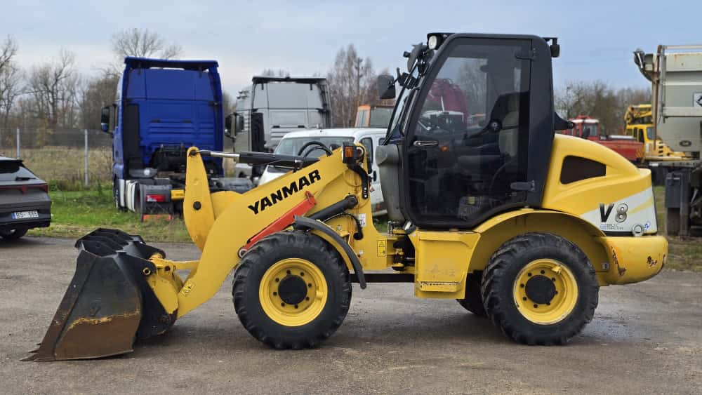 YANMAR V8. 772 original hours. - Chargeuse sur pneus: photos 2 YANMAR V8. 772 original hours. - Chargeuse sur pneus: photos 2