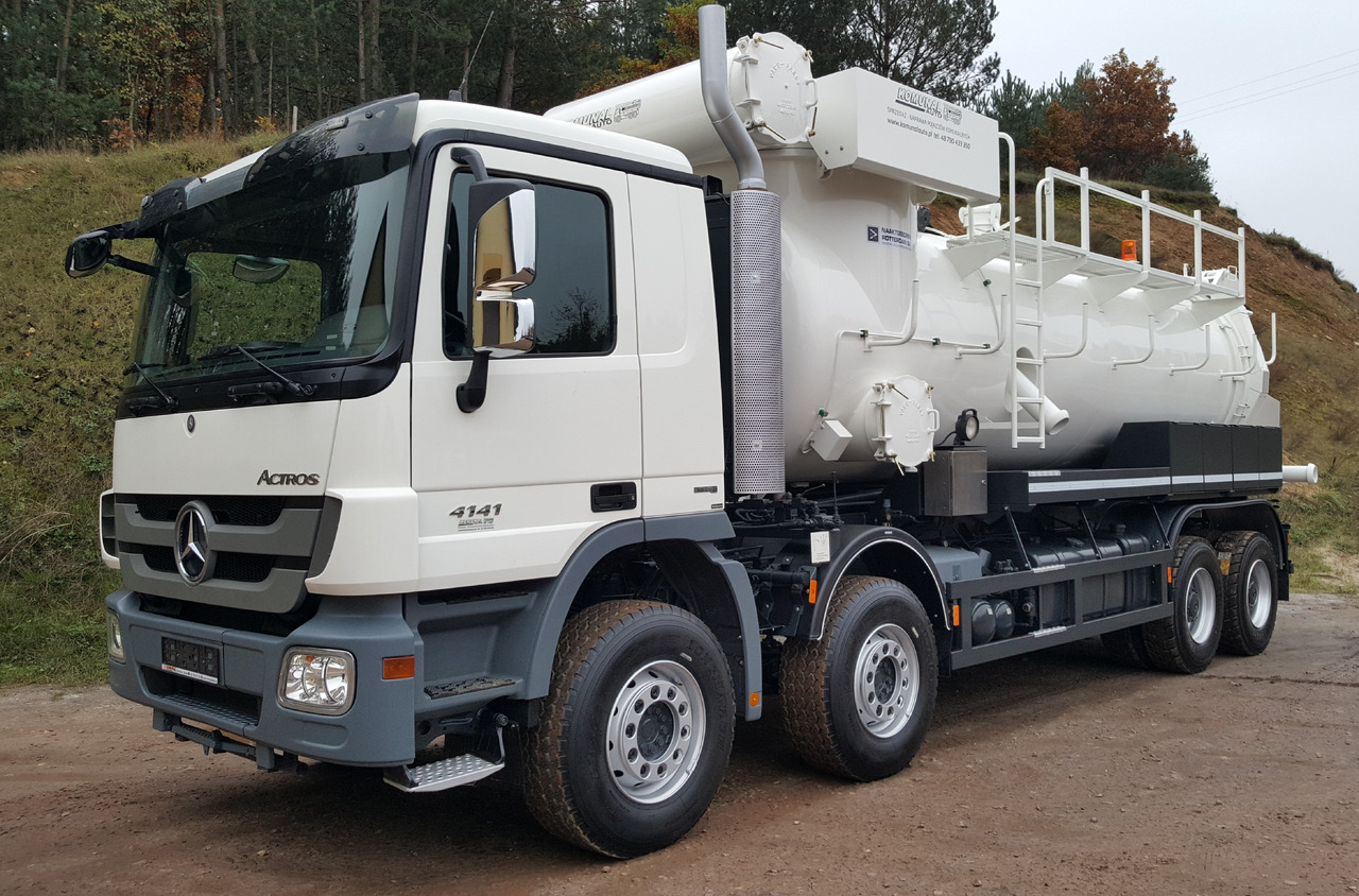 Mercedes NAAKTGEBOREN Vacu Press 8000 - Camion vidangeur: photos 1 Mercedes NAAKTGEBOREN Vacu Press 8000 - Camion vidangeur: photos 1