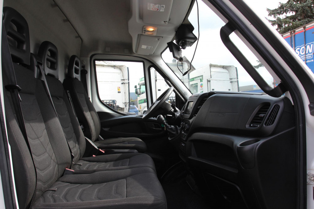 Iveco Daily 70-150  KLUBBK42P 14,8 m 2 Pers.Korb  835 h — crédit-bail Iveco Daily 70-150  KLUBBK42P 14,8 m 2 Pers.Korb  835 h: photos 6