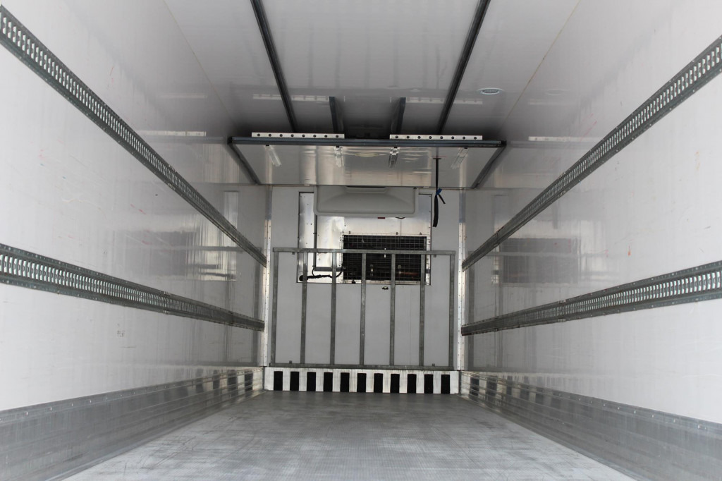 Lamberet TK SLXi 200 Aluboden Palleten-Kasten TW FRC - Semi-remorque frigorifique: photos 2 Lamberet TK SLXi 200 Aluboden Palleten-Kasten TW FRC - Semi-remorque frigorifique: photos 2