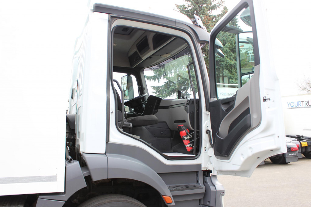 Mercedes-Benz Antos 1830 E6 Koffer 7,7m LBW S.Tür ACC LDW - Camion fourgon: photos 5 Mercedes-Benz Antos 1830 E6 Koffer 7,7m LBW S.Tür ACC LDW - Camion fourgon: photos 5