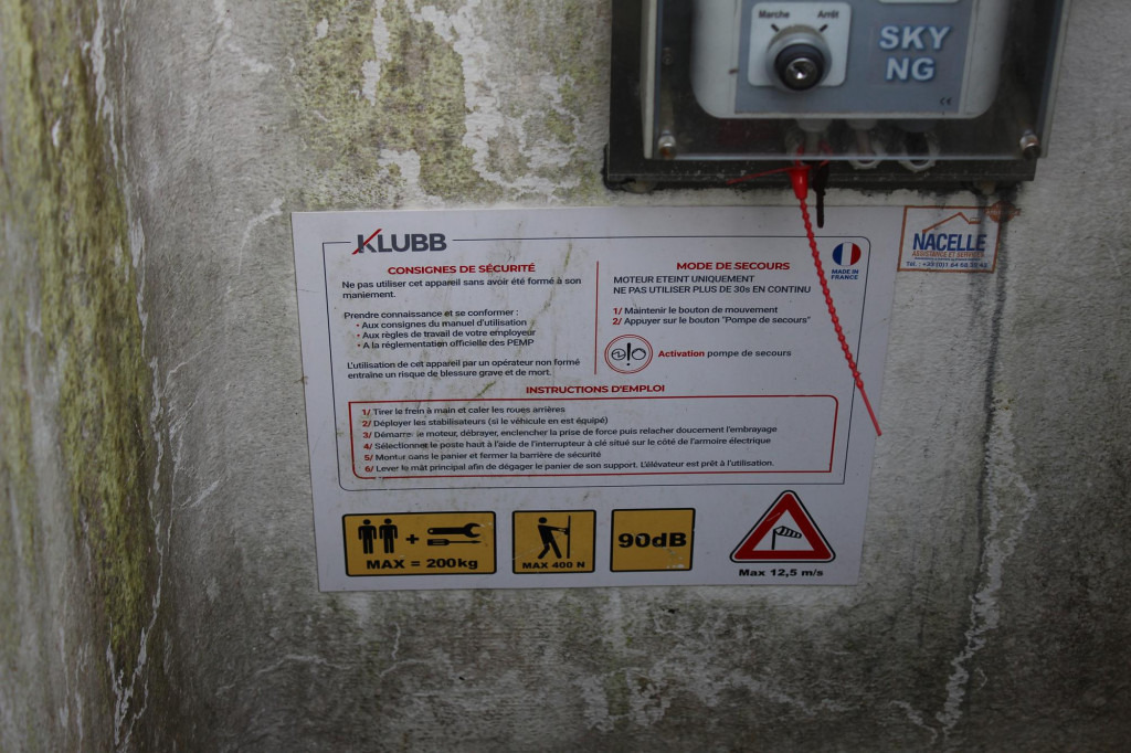 Renault Master Bühne KLUBB 11m 2 Personen Korb 200kg - Camion avec nacelle: photos 3 Renault Master Bühne KLUBB 11m 2 Personen Korb 200kg - Camion avec nacelle: photos 3