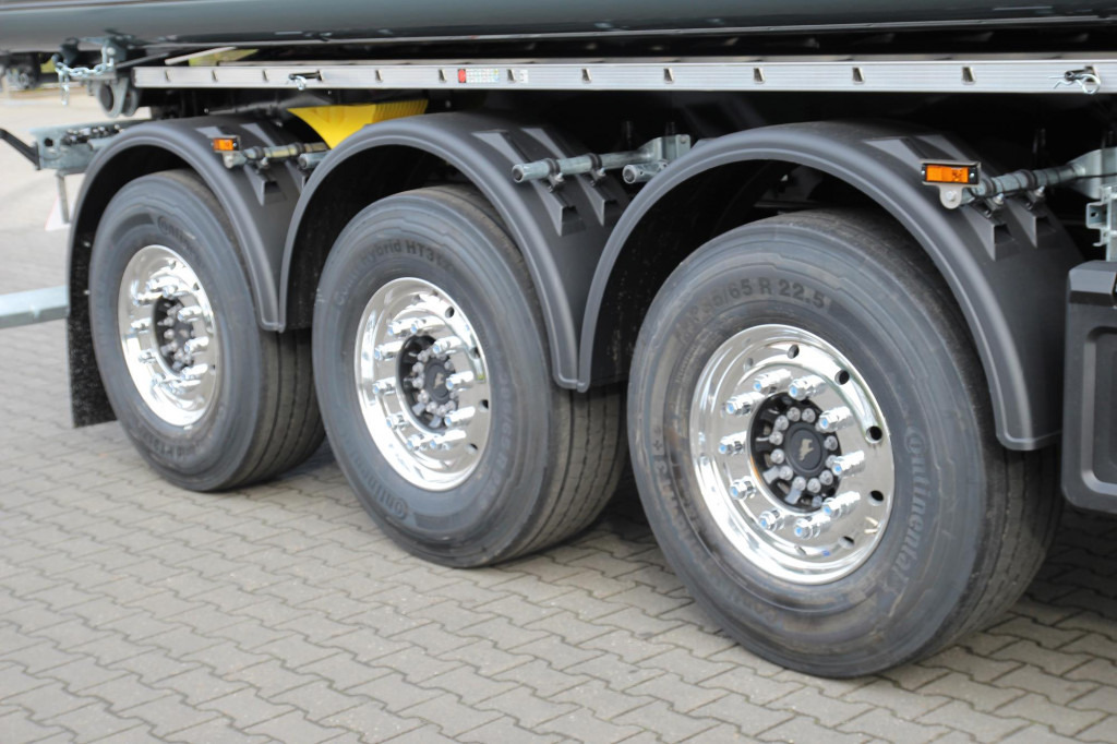 SCHMITZ Kipper Alukastenmulde 54m³ Kombitür Miete-Rent - Semi-remorque benne: photos 2 SCHMITZ Kipper Alukastenmulde 54m³ Kombitür Miete-Rent - Semi-remorque benne: photos 2