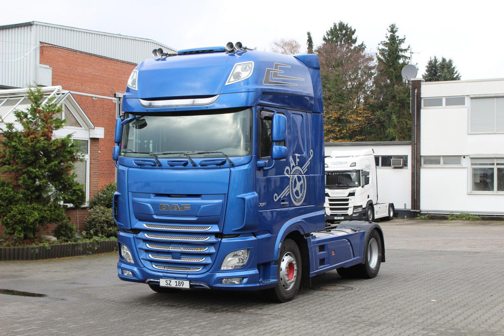 Daf 480 SSC Retarder Kühlbox 2 Tanks Standklima - Tracteur routier: photos 1 Daf 480 SSC Retarder Kühlbox 2 Tanks Standklima - Tracteur routier: photos 1