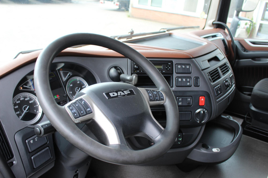Daf XF 480 SC Retarder ACC LDWS Standklima Kühlbox - Tracteur routier: photos 3 Daf XF 480 SC Retarder ACC LDWS Standklima Kühlbox - Tracteur routier: photos 3