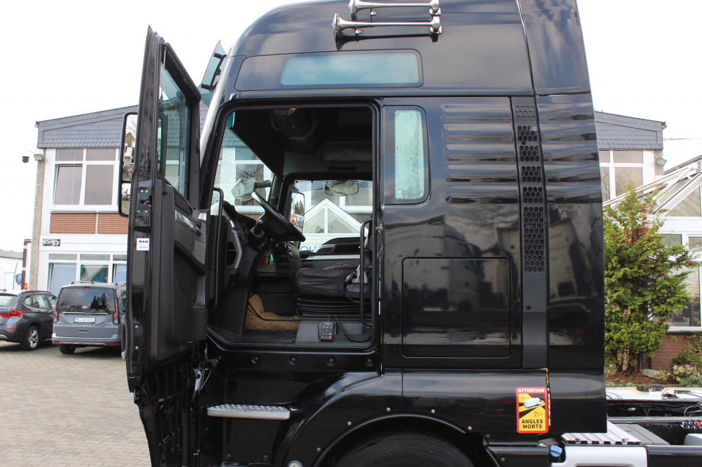 MAN TGX 480 XXL Retarder Standklima 2Tanks Navi - Tracteur routier: photos 3 MAN TGX 480 XXL Retarder Standklima 2Tanks Navi - Tracteur routier: photos 3