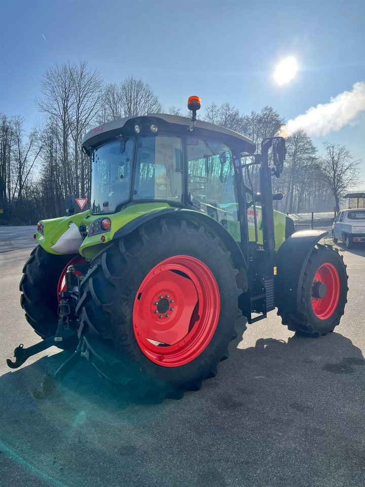 CLAAS Arion 420 Cis, Frontzapfwelle und Frontkraftheber - Tracteur agricole: photos 5 CLAAS Arion 420 Cis, Frontzapfwelle und Frontkraftheber - Tracteur agricole: photos 5