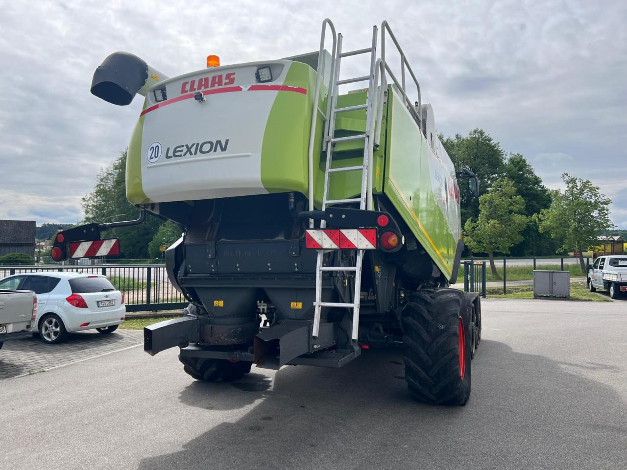 CLAAS Lexion 580 Terra Trac, Bj. 2004 - Moissonneuse-batteuse: photos 4 CLAAS Lexion 580 Terra Trac, Bj. 2004 - Moissonneuse-batteuse: photos 4