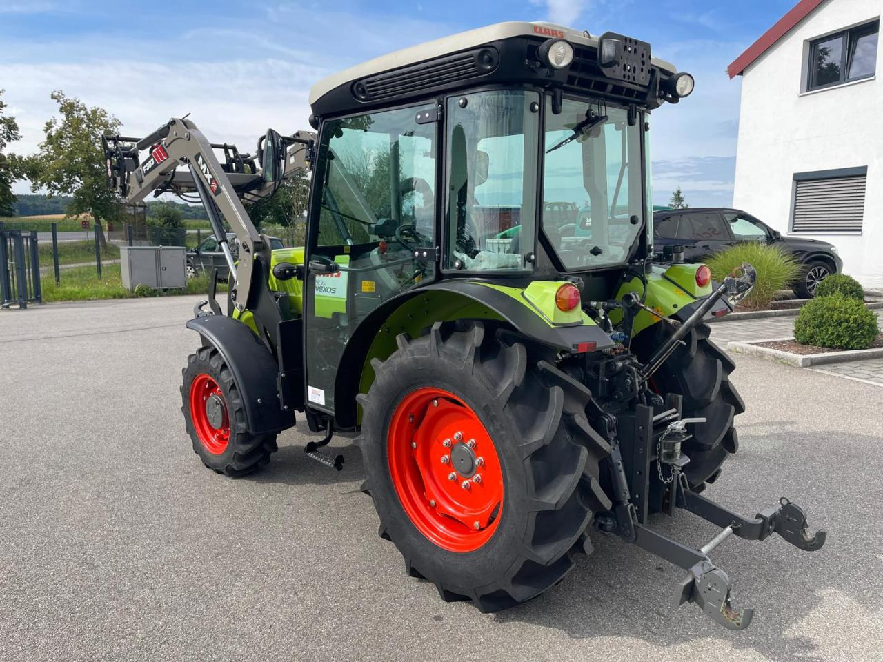 CLAAS Nexos 210 inkl. Frontlader, Frontzapfwelle - Tracteur agricole: photos 3 CLAAS Nexos 210 inkl. Frontlader, Frontzapfwelle - Tracteur agricole: photos 3