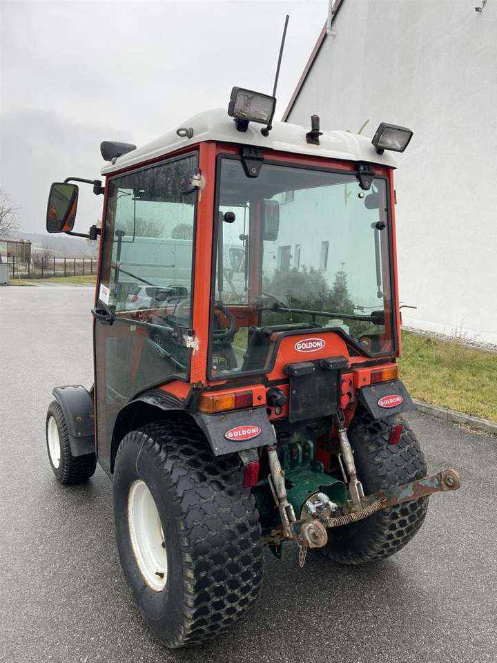 Goldoni IDEA 30HST Goldoni, Rasenmäher und Mulcher, Kabine, Frontkraftheber, Heckhubwerkanhängung - Tracteur agricole: photos 3 Goldoni IDEA 30HST Goldoni, Rasenmäher und Mulcher, Kabine, Frontkraftheber, Heckhubwerkanhängung - Tracteur agricole: photos 3