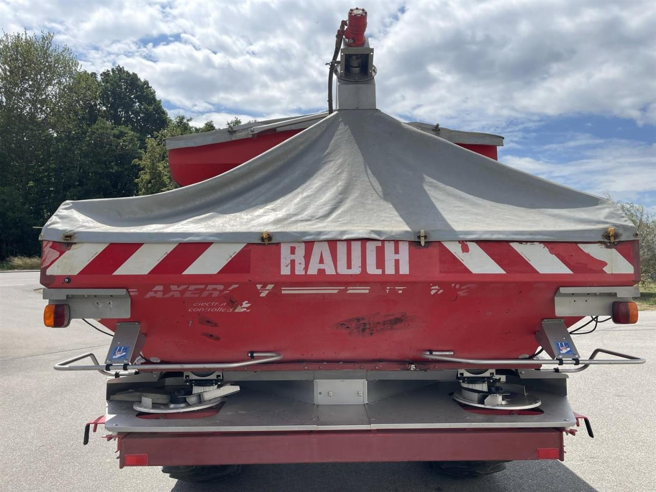 Rauch TWS 5000 Düngerwagen mit Lenkung und Streuer Axera H-EMC - Distributeur d'engrais: photos 5 Rauch TWS 5000 Düngerwagen mit Lenkung und Streuer Axera H-EMC - Distributeur d'engrais: photos 5