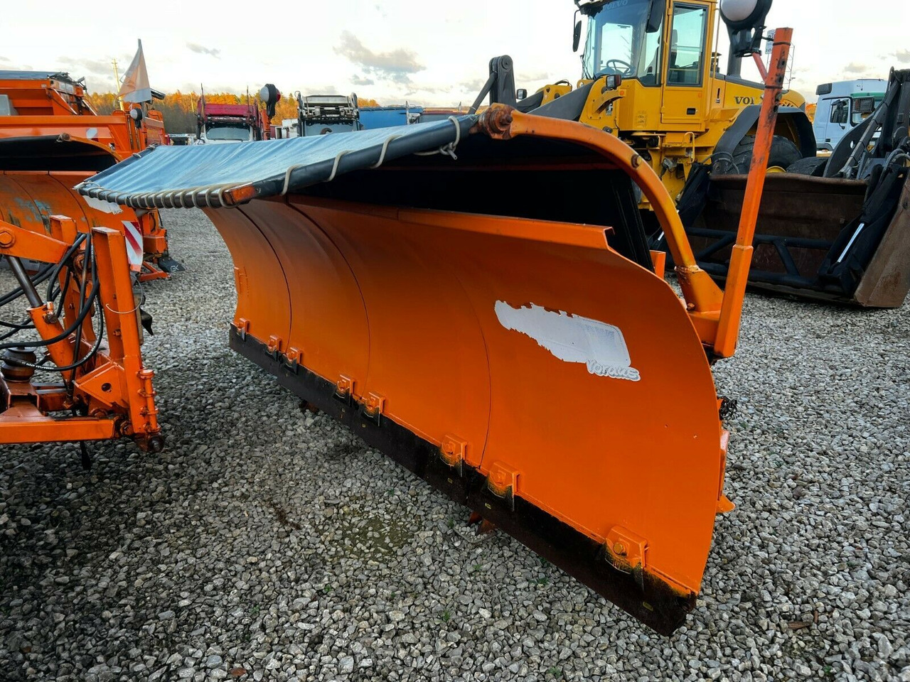 Beilhack PVF 29-4 Elektro Schneepflug Winterdien Beilhack PVF 29-4 Elektro Schneepflug Winterdien - Lame à neige pour Véhicule de voirie/ Spécial: photos 2 Beilhack PVF 29-4 Elektro Schneepflug Winterdien Beilhack PVF 29-4 Elektro Schneepflug Winterdien - Lame à neige pour Véhicule de voirie/ Spécial: photos 2