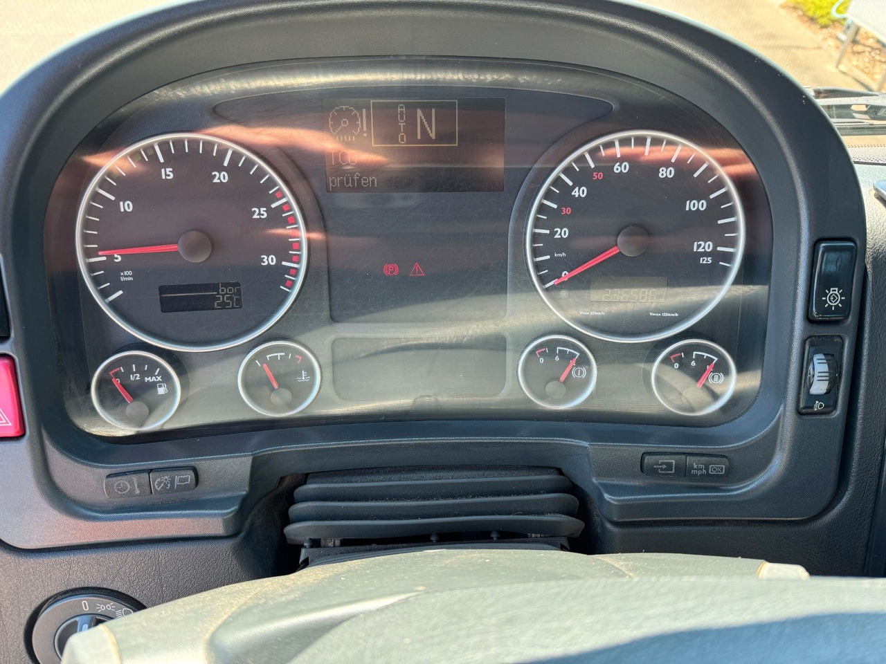 MAN TGA 18.350 4x4 Meiler Abroller RK 14.45 Winterd. — crédit-bail MAN TGA 18.350 4x4 Meiler Abroller RK 14.45 Winterd.: photos 15