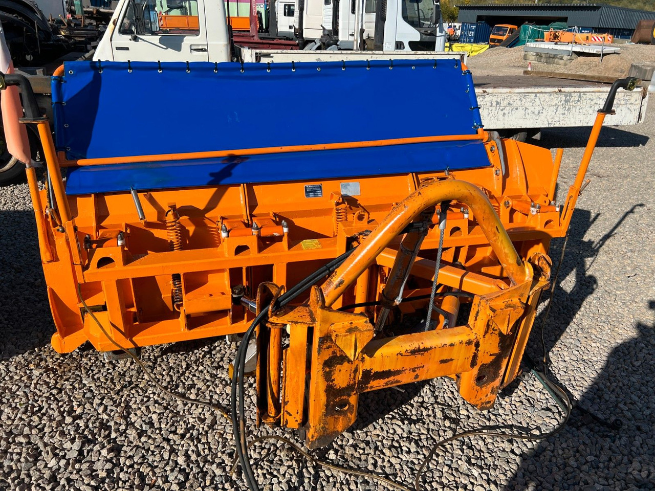 Mehrere Schneepflüge Schmidt, Küpper Weisser mehrere Schneepflüge Schmidt, Küpper Weisser - Lame à neige: photos 5 Mehrere Schneepflüge Schmidt, Küpper Weisser mehrere Schneepflüge Schmidt, Küpper Weisser - Lame à neige: photos 5