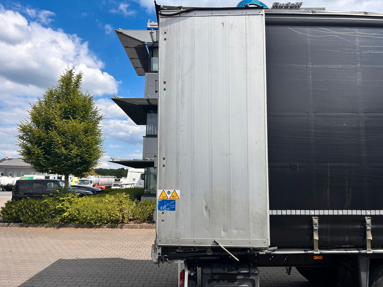 Semi-remorque rideaux coulissants Schmitz Cargobull SCS 24/L- 13.62 E DB, zur Miete verfügbar: photos 20