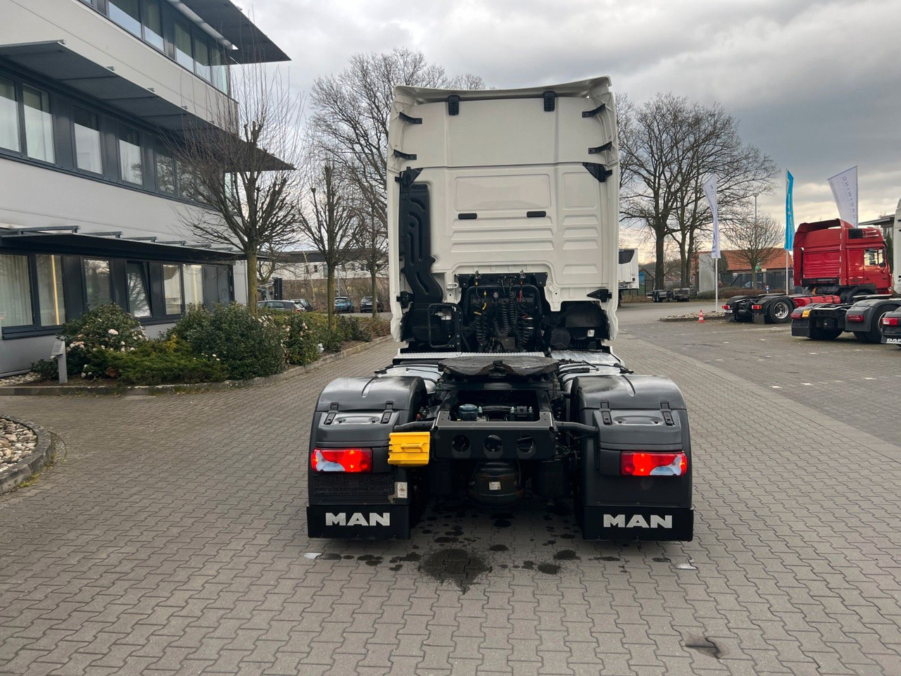 MAN TGX 18.510 4x2 BL SA, Standklima MAN TGX 18.510 4x2 BL SA, Standklima - Tracteur routier: photos 4 MAN TGX 18.510 4x2 BL SA, Standklima MAN TGX 18.510 4x2 BL SA, Standklima - Tracteur routier: photos 4